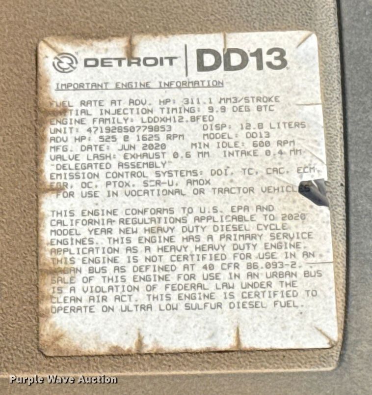 image for item ES5784 2021 Freightliner Cascadia 126 semi truck