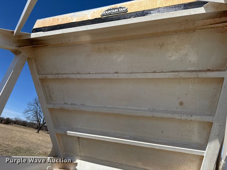 image for item ES5827 2021 Manac 4B240A200 bottom dump trailer