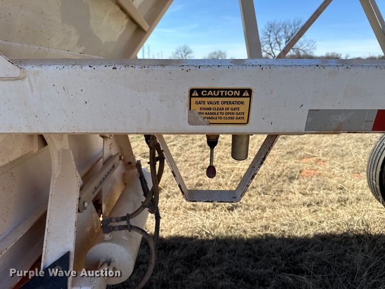 image for item ES5827 2021 Manac 4B240A200 bottom dump trailer