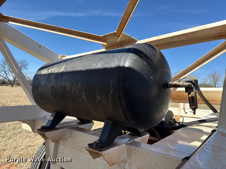 image for item ES5827 2021 Manac 4B240A200 bottom dump trailer