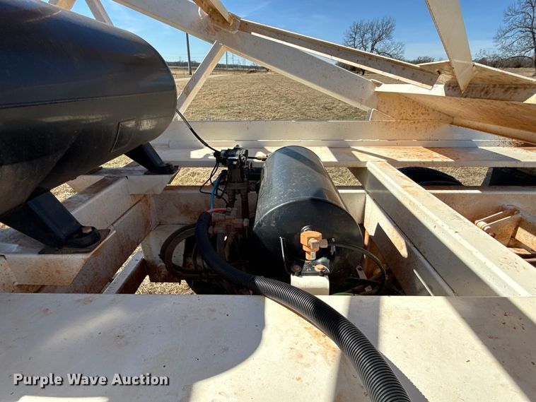 image for item ES5827 2021 Manac 4B240A200 bottom dump trailer