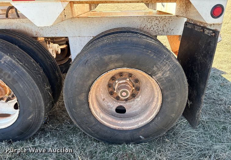 image for item ES5827 2021 Manac 4B240A200 bottom dump trailer