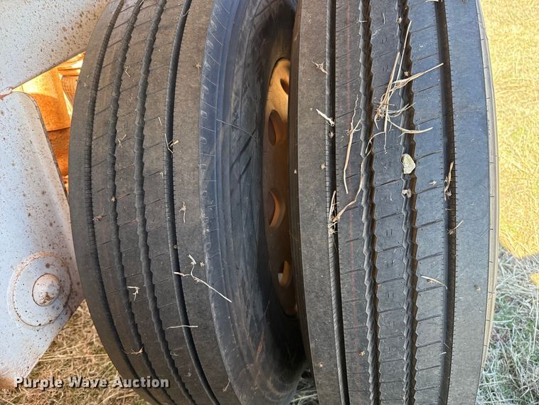 image for item ES5827 2021 Manac 4B240A200 bottom dump trailer