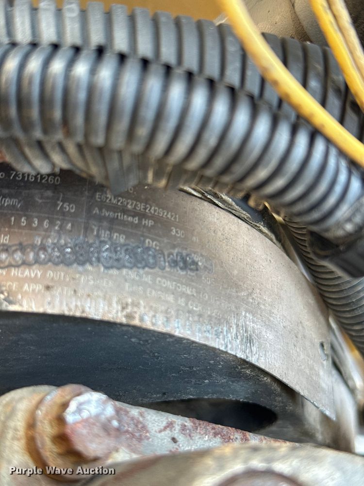 image for item ES5973 2011 Peterbilt 348 rollback truck