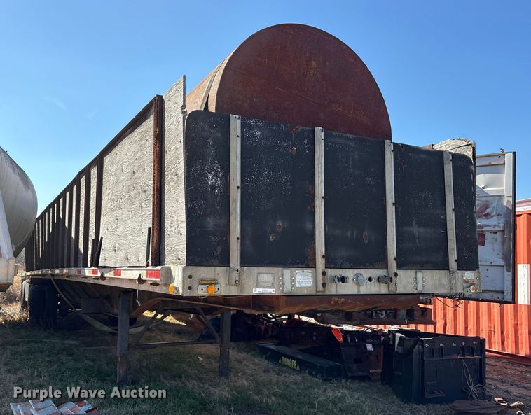 image for item ES8564 1997 Transcraft Eagle W2 flatbed trailer