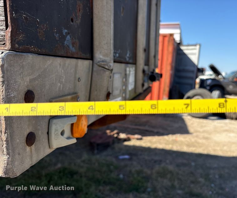 image for item ES8564 1997 Transcraft Eagle W2 flatbed trailer