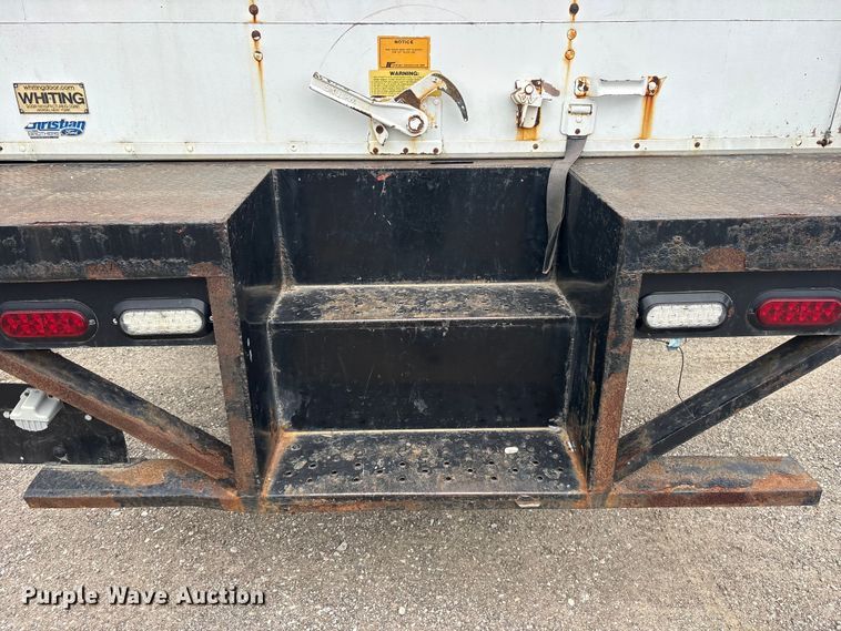 image for item ES8636 2016 Ford F650 box truck