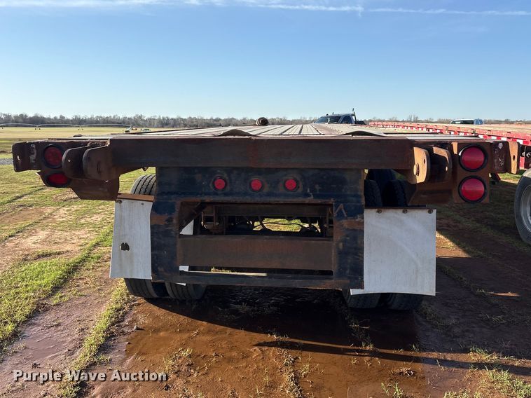 image for item ES8662 1992 Fruehauf PBA-12W-45N flatbed trailer