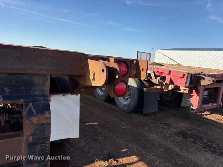 image for item ES8662 1992 Fruehauf PBA-12W-45N flatbed trailer