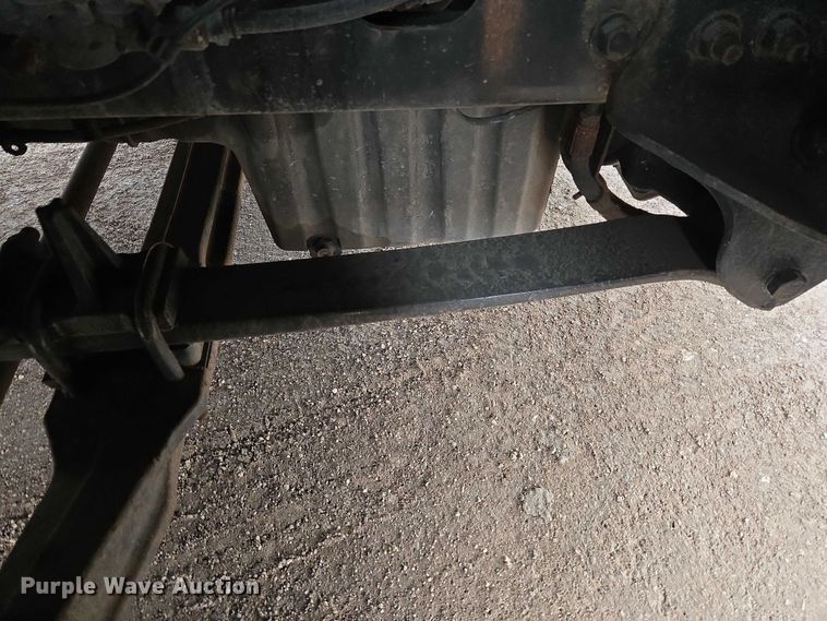 image for item ET1408 2019 Freightliner Cascadia 126 semi truck