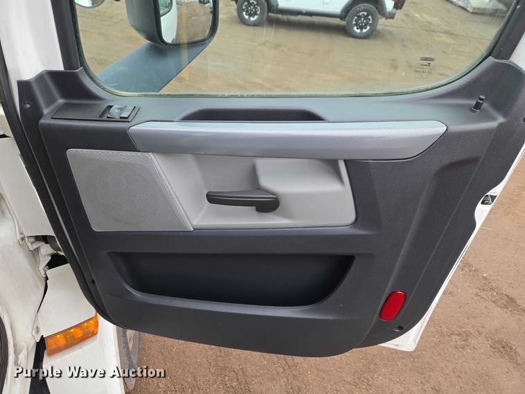 image for item ET1408 2019 Freightliner Cascadia 126 semi truck