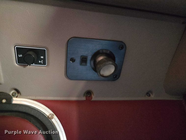 image for item ET1435 2005 Peterbilt 379 semi truck