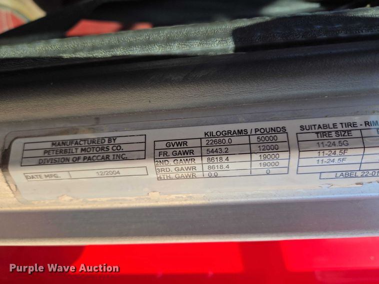 image for item ET1435 2005 Peterbilt 379 semi truck