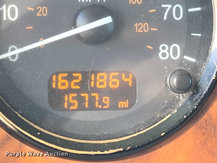 image for item ET1436 2008 Peterbilt 389 semi truck