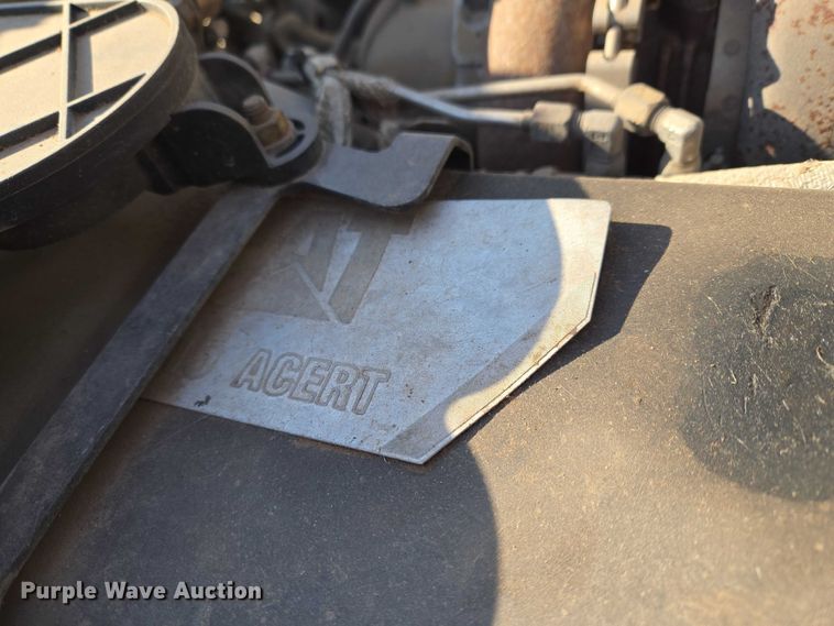 image for item ET1436 2008 Peterbilt 389 semi truck