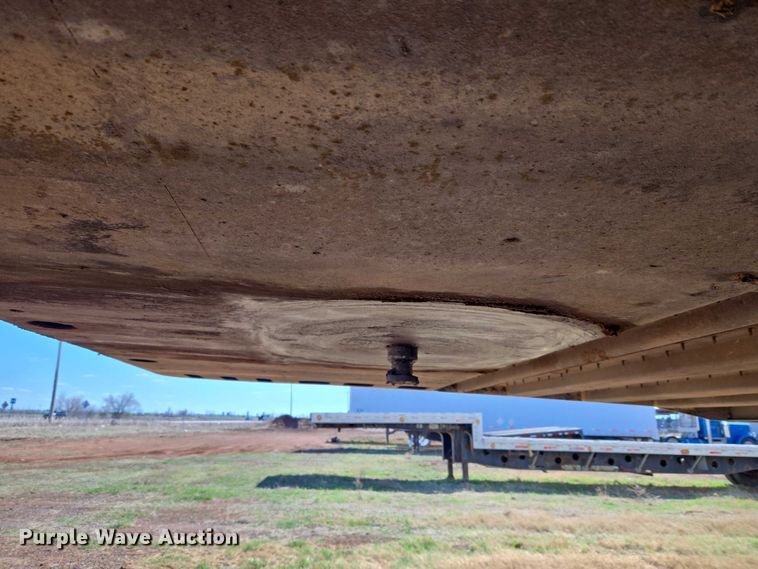 image for item ET1442 2011 Utility Trailer MFG CO. dry van trailer