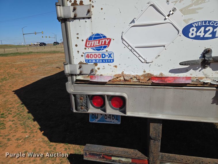 image for item ET1442 2011 Utility Trailer MFG CO. dry van trailer