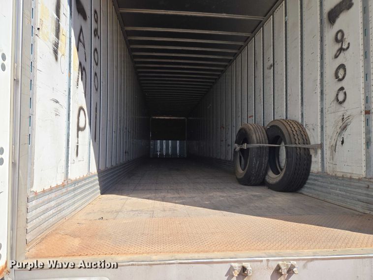 image for item ET1442 2011 Utility Trailer MFG CO. dry van trailer