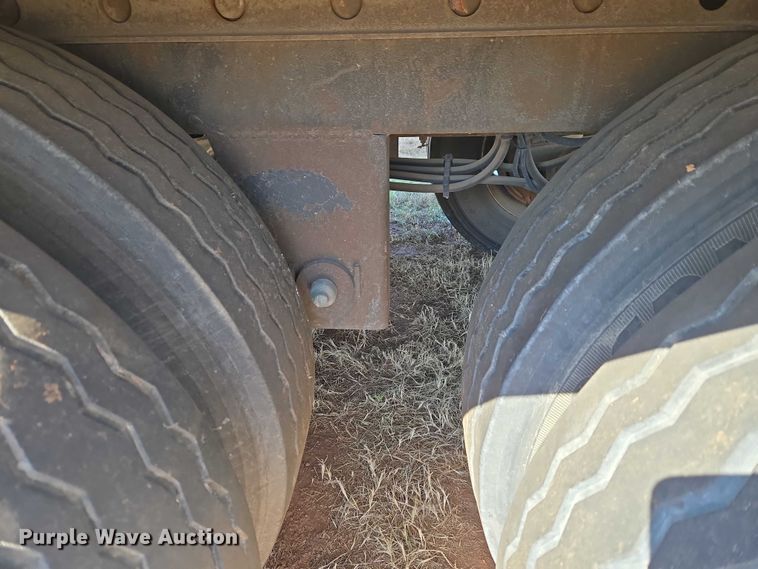 image for item ET1442 2011 Utility Trailer MFG CO. dry van trailer