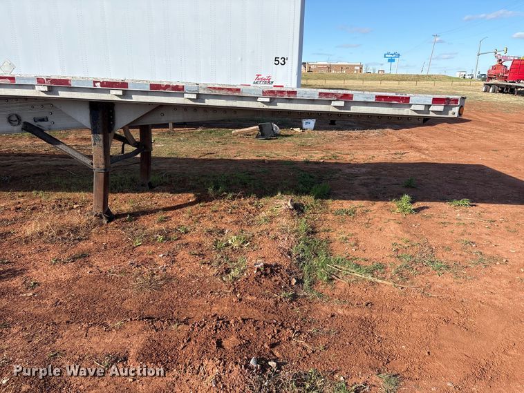 image for item ET1446 2002 Reitnouer flatbed trailer