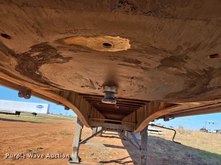 image for item ET1447 2013 Utility Trailer flatbed trailer