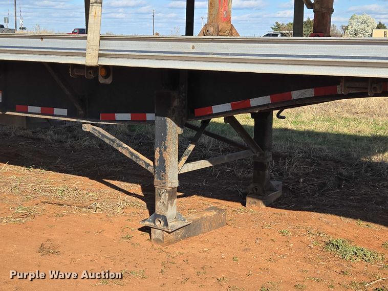 image for item ET1447 2013 Utility Trailer flatbed trailer