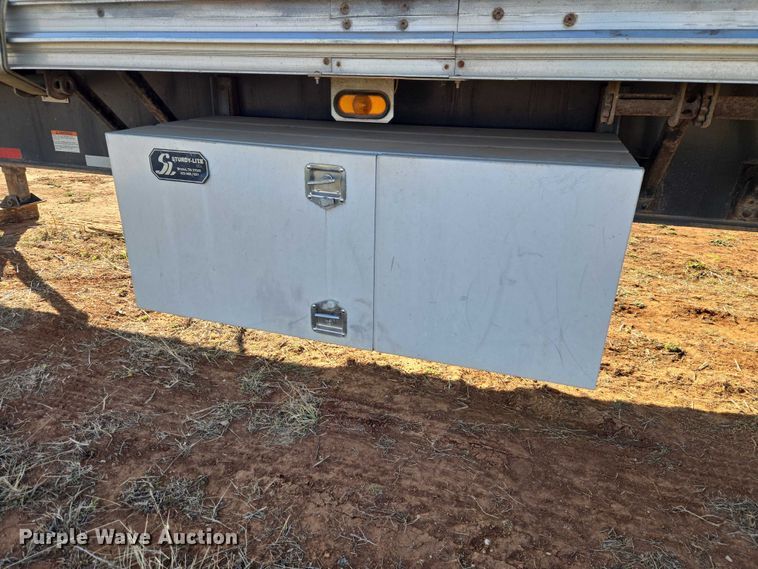 image for item ET1447 2013 Utility Trailer flatbed trailer