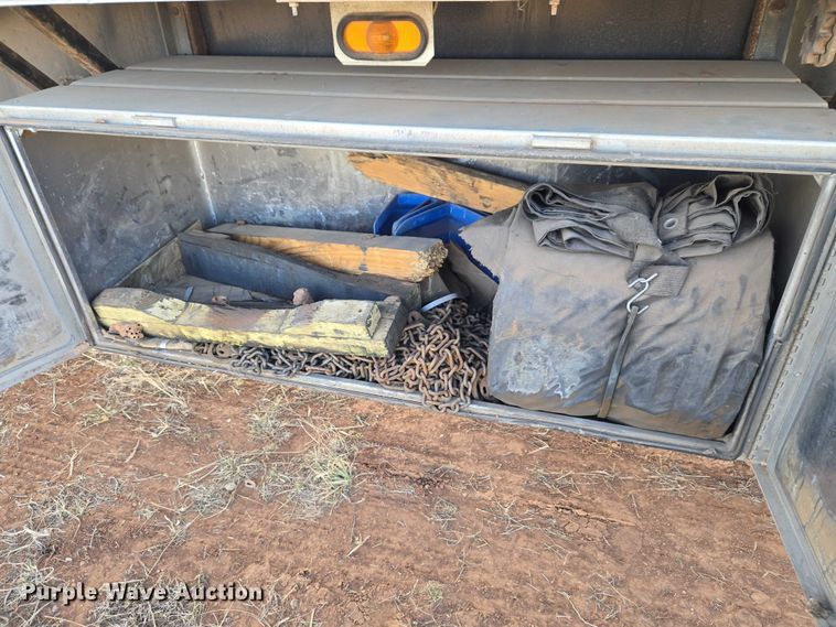 image for item ET1447 2013 Utility Trailer flatbed trailer