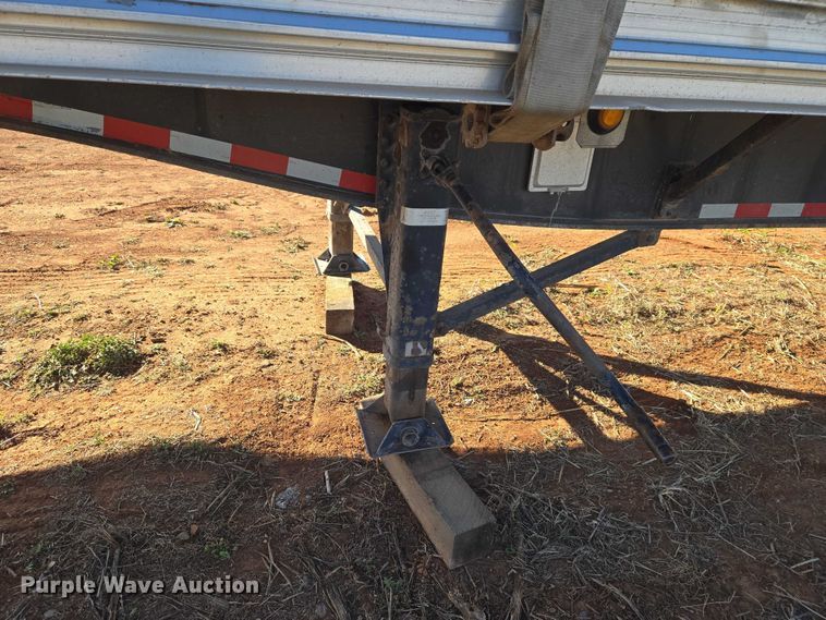 image for item ET1447 2013 Utility Trailer flatbed trailer