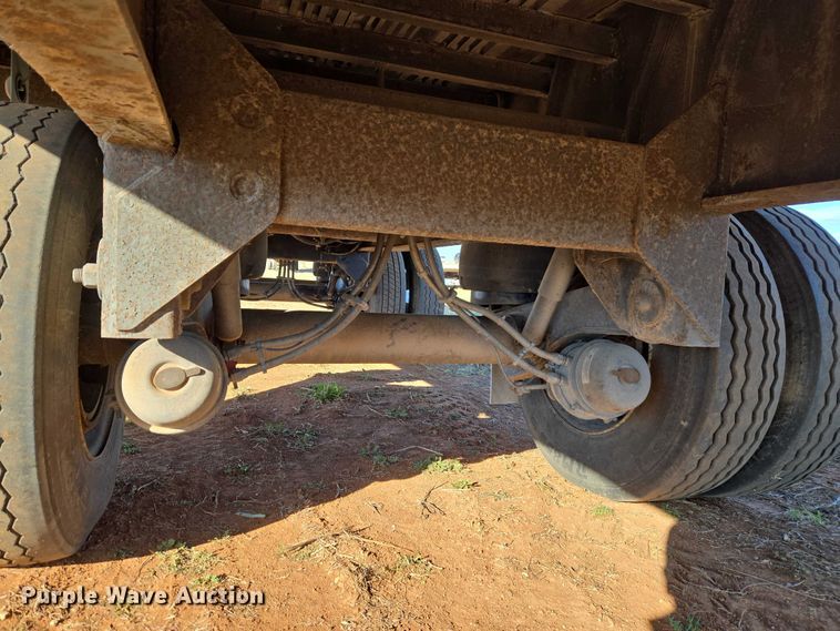 image for item ET1447 2013 Utility Trailer flatbed trailer