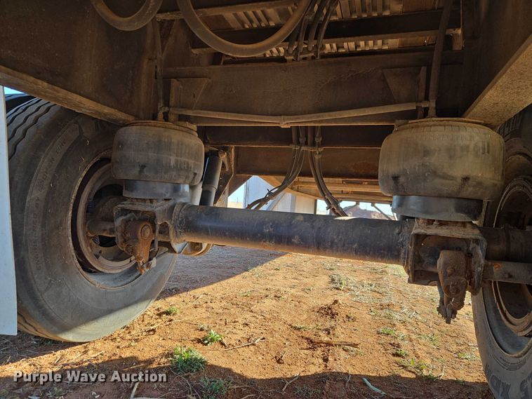 image for item ET1447 2013 Utility Trailer flatbed trailer