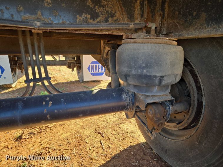 image for item ET1447 2013 Utility Trailer flatbed trailer