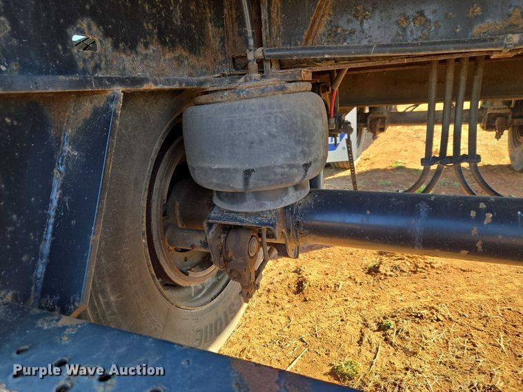 image for item ET1447 2013 Utility Trailer flatbed trailer