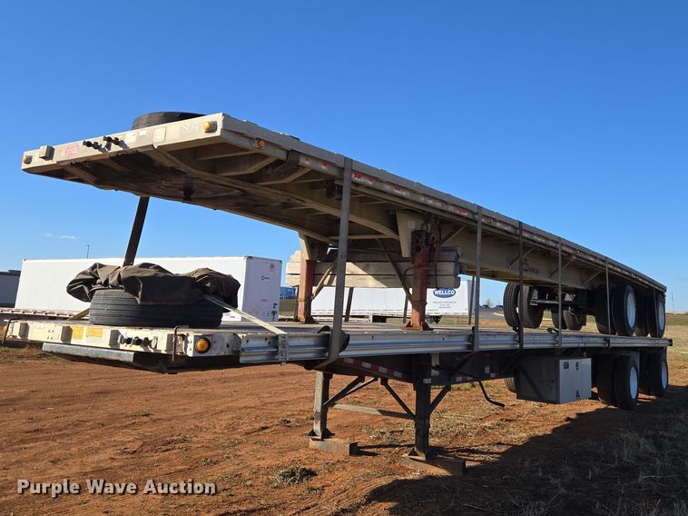 image for item ET1448 1999 Benson flatbed trailer