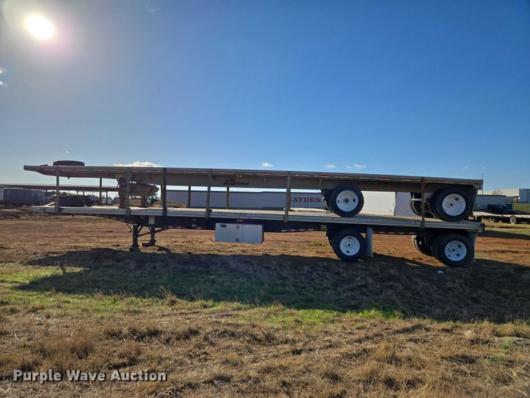 image for item ET1448 1999 Benson flatbed trailer