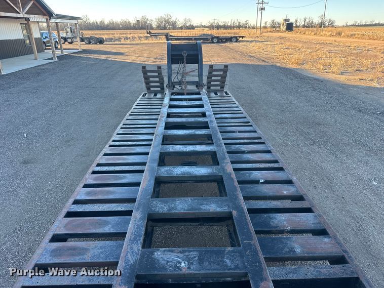 image for item ET4376 1976 Talbert T3D-35RG-T1 lowboy equipment trailer