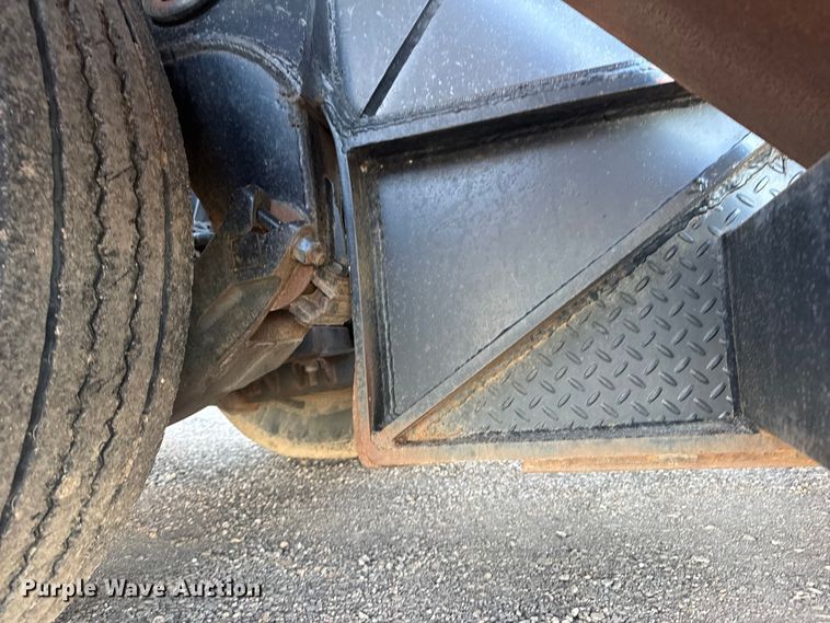 image for item ET4376 1976 Talbert T3D-35RG-T1 lowboy equipment trailer