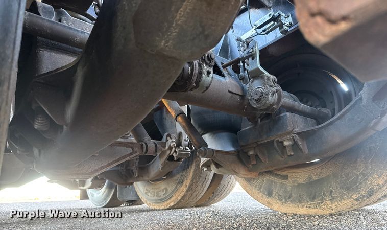 image for item ET4376 1976 Talbert T3D-35RG-T1 lowboy equipment trailer