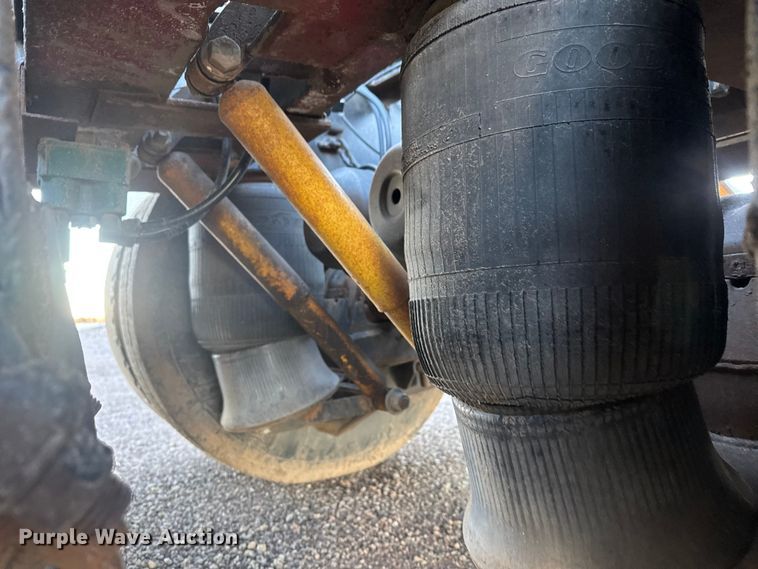 image for item ET4376 1976 Talbert T3D-35RG-T1 lowboy equipment trailer