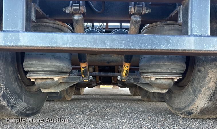 image for item ET4376 1976 Talbert T3D-35RG-T1 lowboy equipment trailer