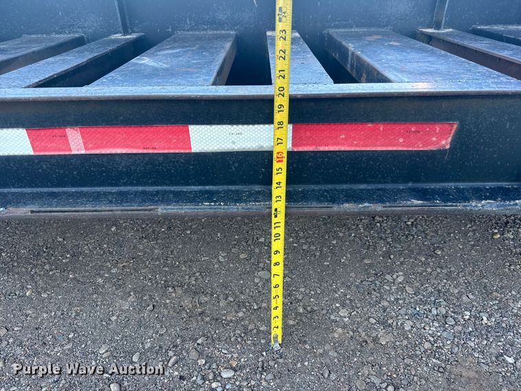 image for item ET4376 1976 Talbert T3D-35RG-T1 lowboy equipment trailer