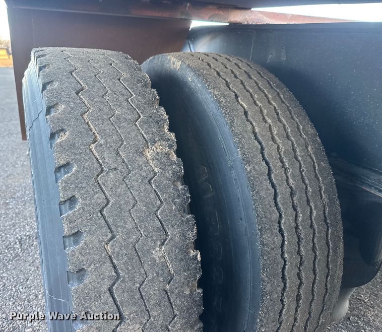 image for item ET4376 1976 Talbert T3D-35RG-T1 lowboy equipment trailer