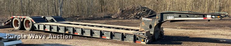 image for item ET6966 2000 Trail King equipment trailer