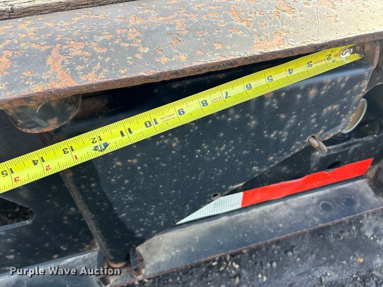 image for item ET6966 2000 Trail King equipment trailer