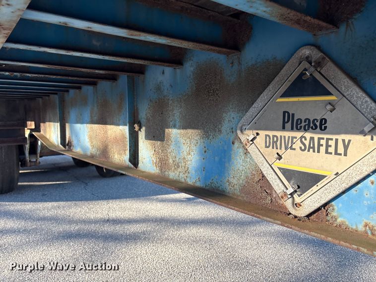 image for item ET8643 1986 Fruehauf PB80-F2-40 flatbed trailer