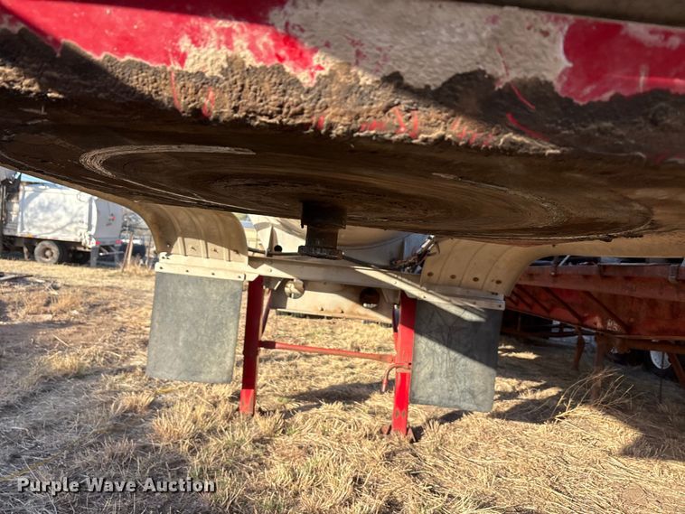 image for item EU0405 2012 Troxell Company tank trailer