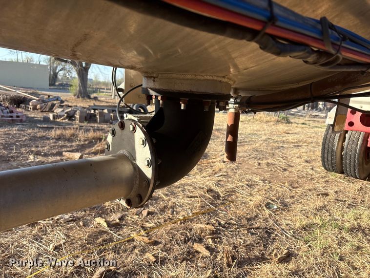 image for item EU0405 2012 Troxell Company tank trailer