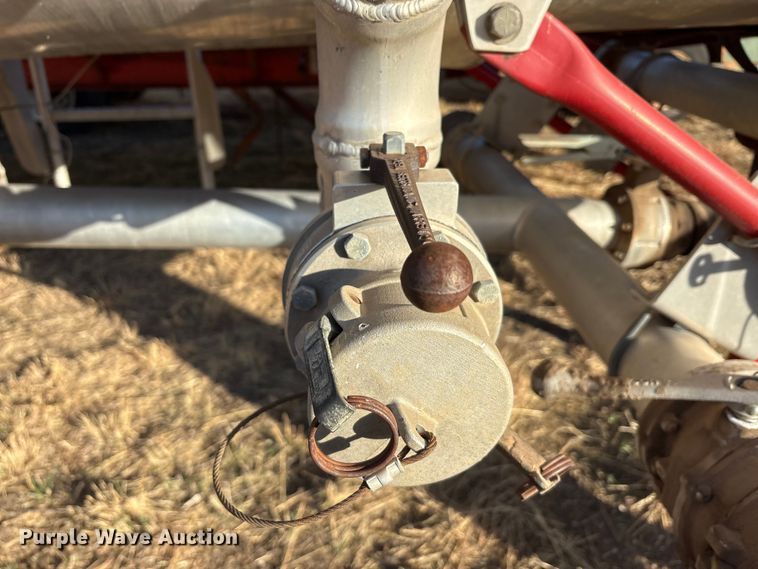 image for item EU0405 2012 Troxell Company tank trailer