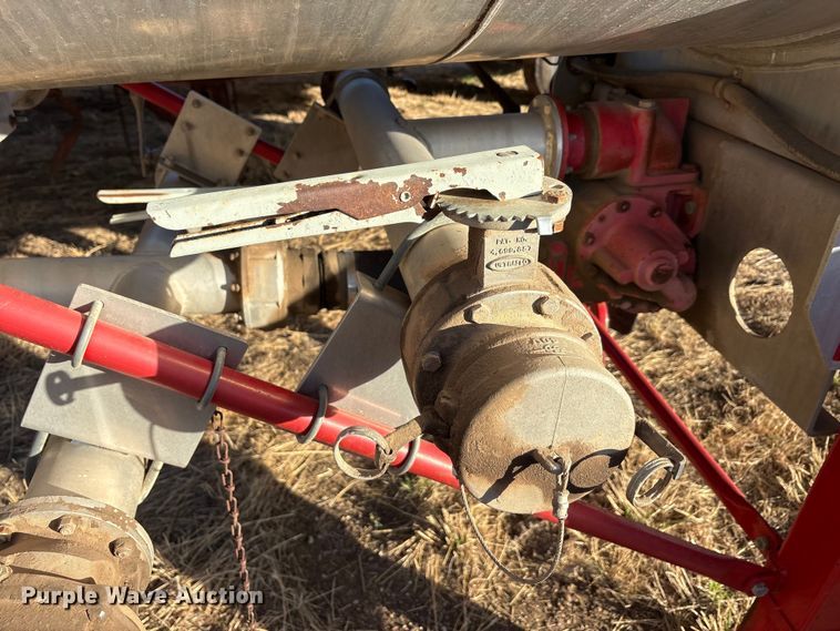 image for item EU0405 2012 Troxell Company tank trailer