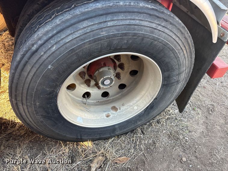 image for item EU0405 2012 Troxell Company tank trailer